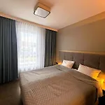 Apartment In Mi Dzyzdroje With Swimming Pool *