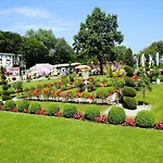 In Mi Dzyzdroje With Swimming Pool