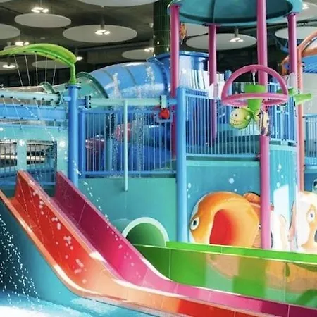In Mi Dzyzdroje With Swimming Pool Апартаменты *