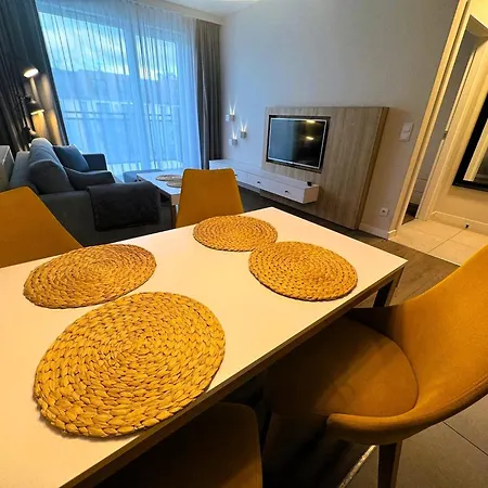 Apartment In Mi Dzyzdroje With Swimming Pool *
