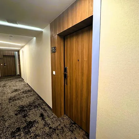 Lägenhet In Mi Dzyzdroje With Swimming Pool And