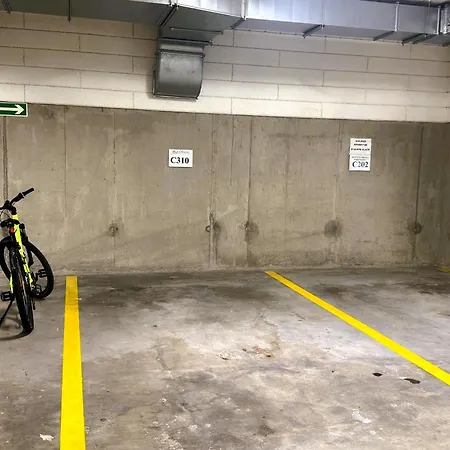 Lägenhet In Mi Dzyzdroje With Swimming Pool And *