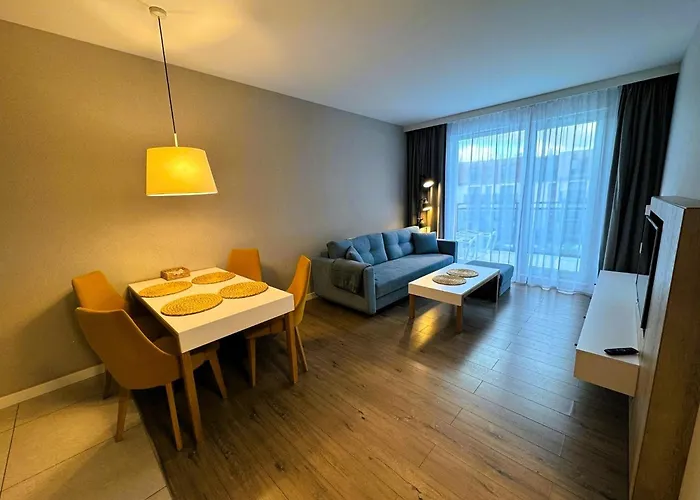 In Mi Dzyzdroje With Swimming Pool And Lägenhet *