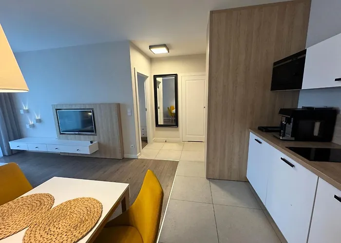 In Mi Dzyzdroje With Swimming Pool And Lägenhet *