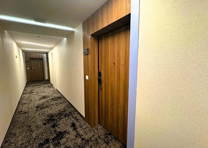 Lägenhet In Mi Dzyzdroje With Swimming Pool And