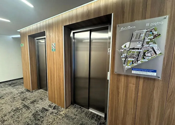 Lägenhet In Mi Dzyzdroje With Swimming Pool And *